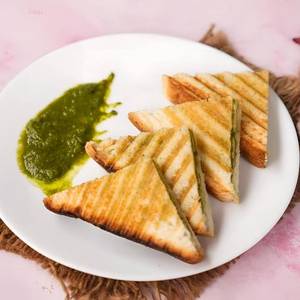 Cheese chutney sandwich