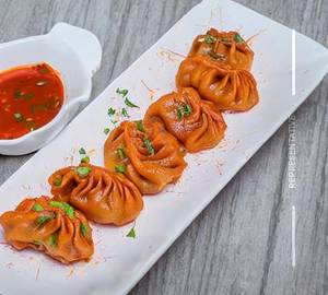 Chicken kurkure momos