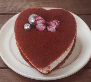 Special Heart Shaped Red Velvet Cake