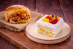 Kutchi Dabeli & Pastry Combo