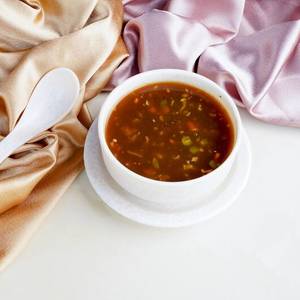 Veg hot and sour soup