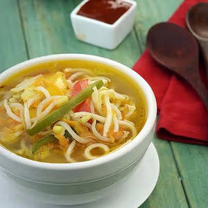 Veg Noodles Soup