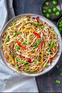 Veg schezwan noodles