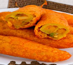Milagai Bajji 6 Nos with chutney