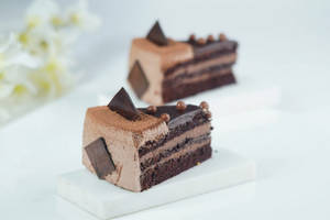 Eggless Soft Truffle Pastry