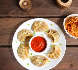 Veg momos 6pcs (Staem/Fried)