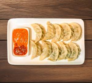 Chicken momos (Steam/Fried)