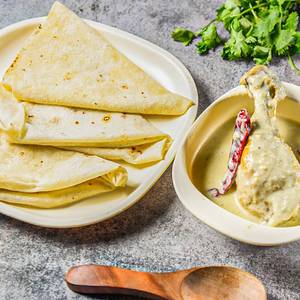 3 Rumali Roti With Chicken Rezala [Half]                 