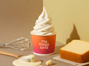 Vanilla Cake Batter Frozen Yogurt
