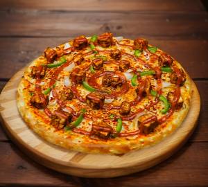 Schezwan Paneer Pizza