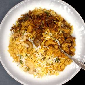 Mushroom biryani with raita