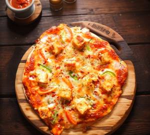 Tandoori paneer pizza