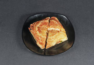 Club Aloo Schezwan Sandwich  (3 Layer)