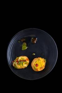 2 Pc Stuffed Churmur Gol Gappe