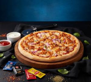 Classic Onion Chicken Pizza