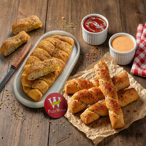 Garlic Bread+cheesy Dip+spicy Twisties 4pc Combo