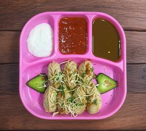 Veg paneer steam momos