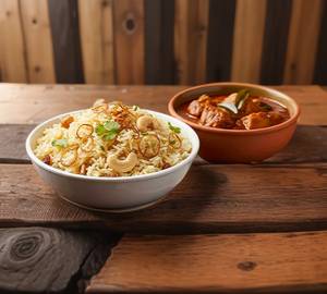 Ghee Rice with Chicken Gravy