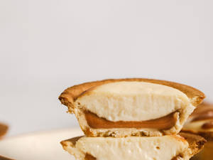Salted Caramel Cheesecake Tart