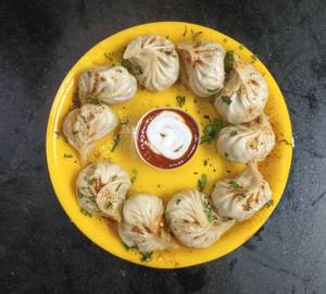 Veg steam momos