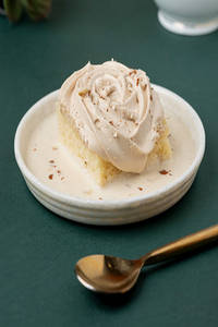 Biscoff Milk Cake