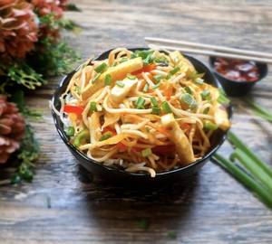 Paneer Schezwan Hakka Noodles
