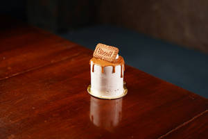 Lotus Biscoff Mini Cake