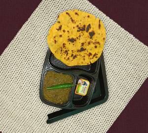 2 Makki Ki Roti with Sarson Ka Saag
