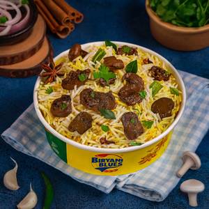 Pepper Mushroom Biryani (Bowl + Raita)