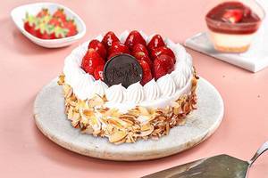 Fresh Strawberry Cream Cake