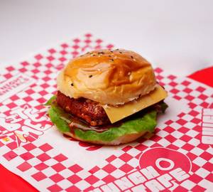 MUST TRY- Buffalo Ranch Paneer Burger