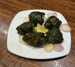 Hariyali Murgh Tikka