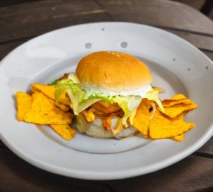 Veg Crunchy Nachos Burger