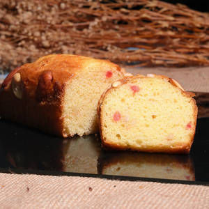 Pineapple Tea Cake (250 Gms)