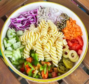 (New) Creamy Veggie Pasta Salad