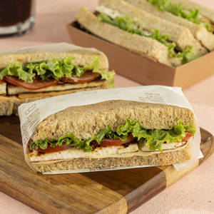 Cottage Cheese & Tomato Sandwich