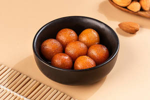 Angoori Gulab Jamun (7pcs)