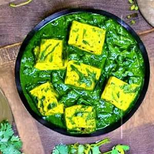 Palak paneer                                                            