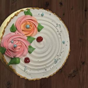 Normal vanilla cake (1/2 KG)