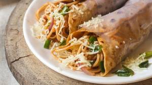 Noodles cheese frankie