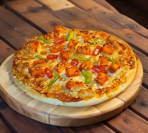 Paneer tikka pizza