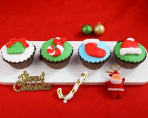 Christmas Cup Cake (Pack Of 4)
