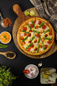 Tandoori Chicken Pizza