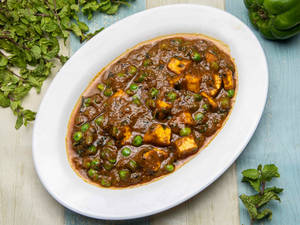 Mattar Paneer (4 Pcs)