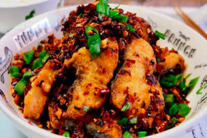 Hot Garlic Fried Fish