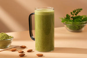 Moringa Badam Smoothie
