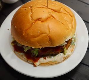 Barbeque chicken cheese burger