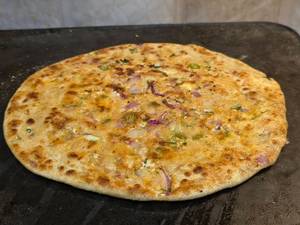 Paneer pyaz paratha