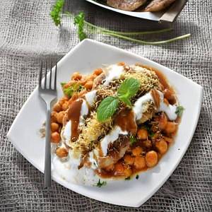 Aloo Tikki With Chole