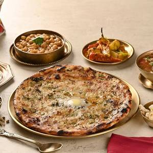 Amritsari Paneer Kulcha - 1 Pc